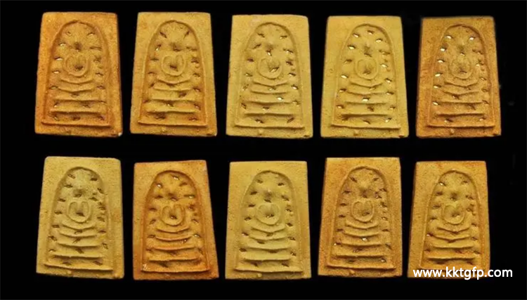 泰国佛牌 崇迪Phra Somdet 万佛之王  崇迪功效大全