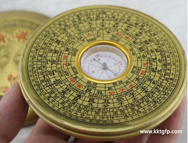 电视机旁边摆什么招财，家里应该放置哪些摆件