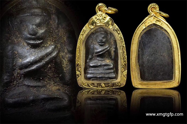 金属圣物的蕴含的神秘力量