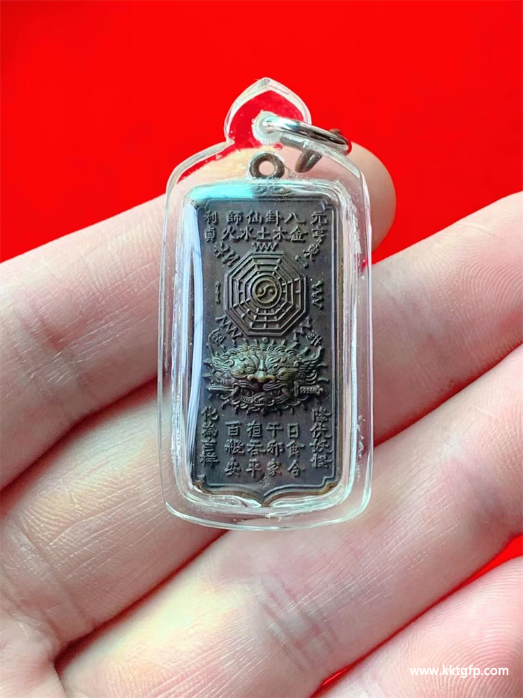 泰国佛阳牌,泰国佛牌功效介绍：泰国佛阳牌：禅修与心灵启迪的圣地