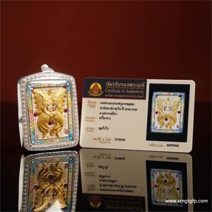 泰国佛牌：为什么女生喜欢请蝴蝶牌？