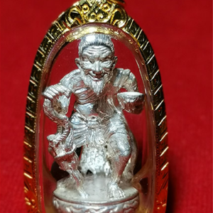 泰国佛牌介绍龙婆撒空徐祝老人