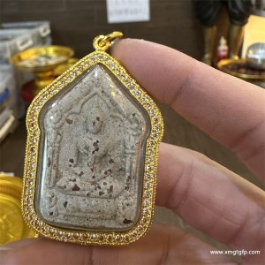 泰国佛牌 阿赞喷 坤平佛  成愿运势 平安 挡危险 辟邪 催生正偏财 人缘 人脉人缘