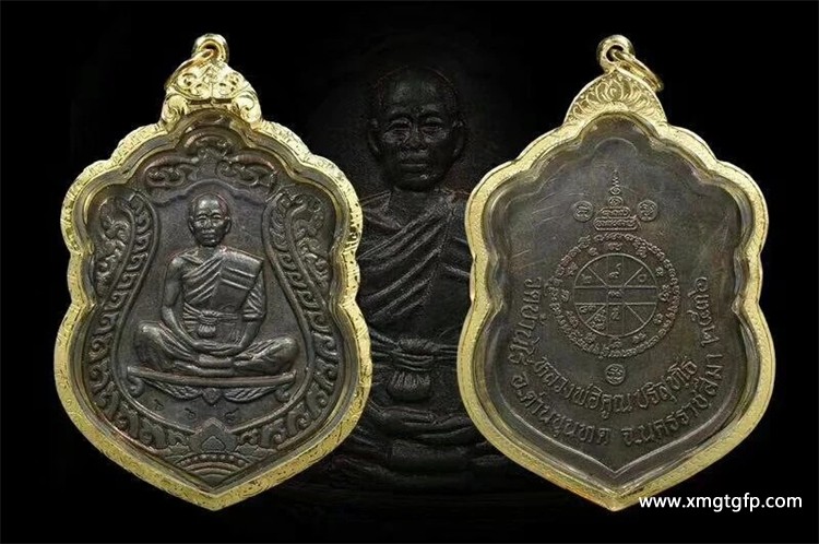 泰国佛牌 师傅自身像 泰国佛牌 师傅自身像 2.jpg
