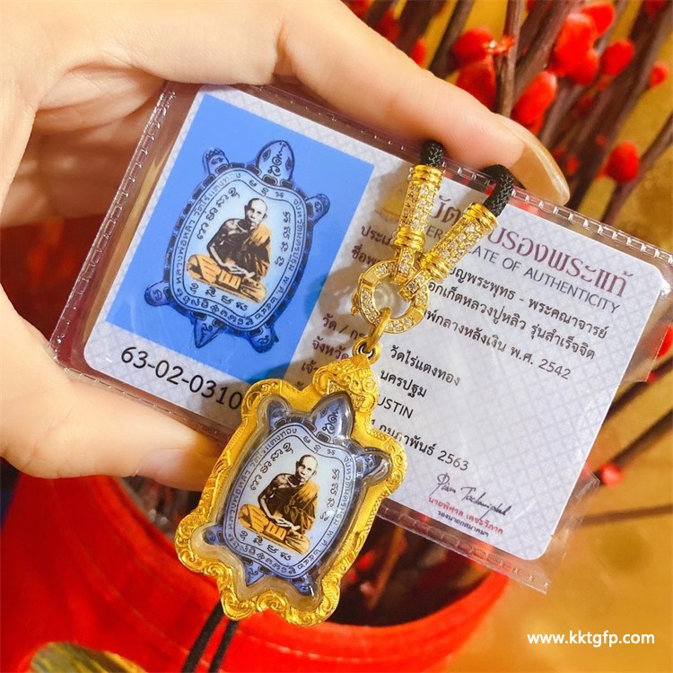 做销售、直播、客服适合什么佛牌？人缘、口才、成交场景拆开说