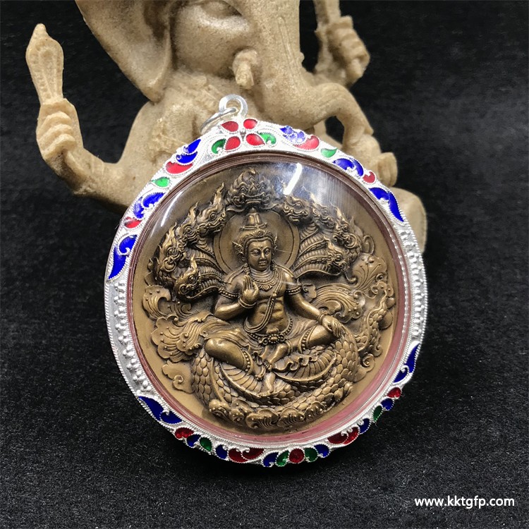 泽度金佛牌有什么功效与寓意？常见说法与佩戴注意事项